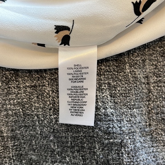 Tahari top - Picture 4 of 4